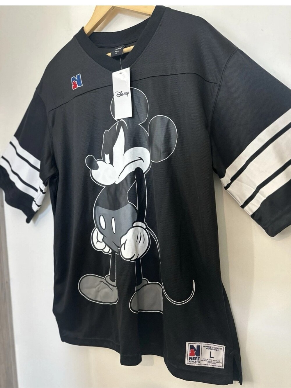 Mickey Mouse Disney x NEFF Jersey  Sz. L NWT Black & White Disney Jersey 2026 - Picture 5 of 6